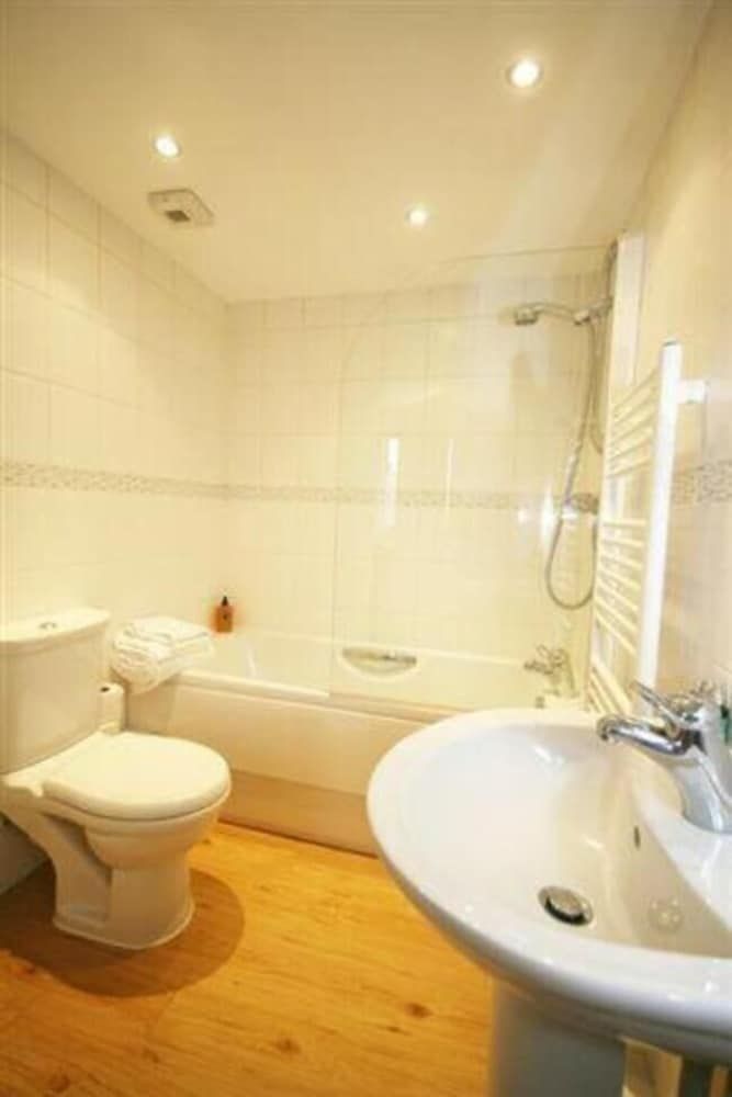 undefined Signet Apartments - St. Peters Penthouse 7