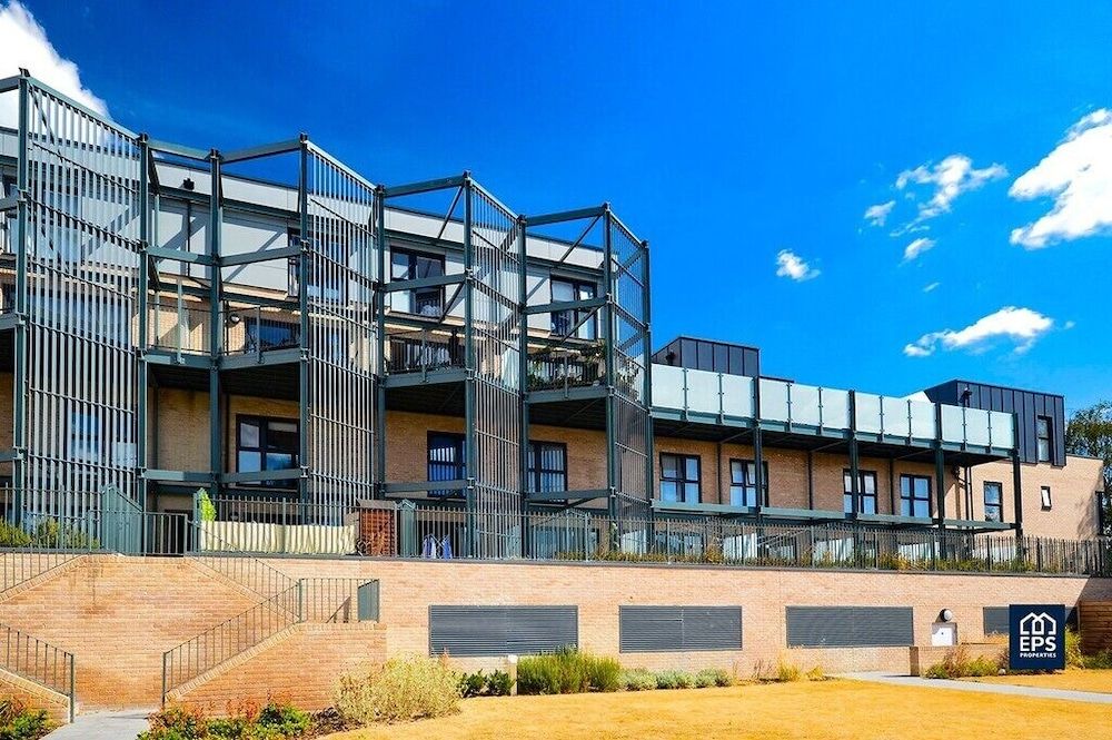 undefined Flamsteed Close 2