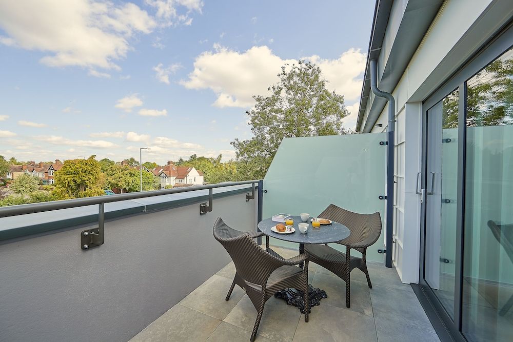 The Fellows House Mews Burbidge Mews 16