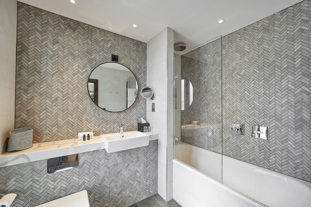 The Fellows House Mews Burbidge Mews 19