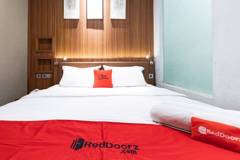 Premium Room (RedDoorz)