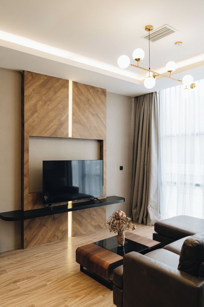 Grand Central Premier Executive Suite 6