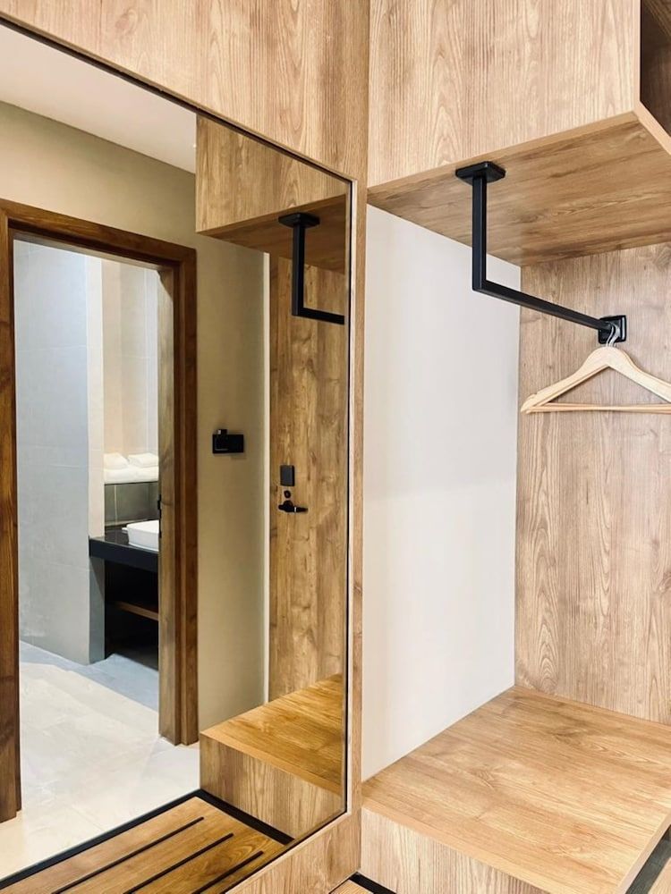 Grand Central Premier Deluxe Room, 2 Twin Beds, Non Smoking 11