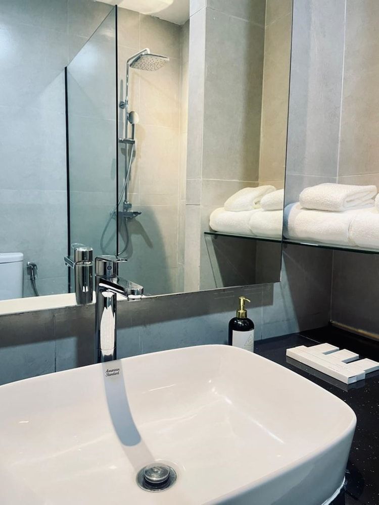 Grand Central Premier Deluxe Room, 2 Twin Beds, Non Smoking 9