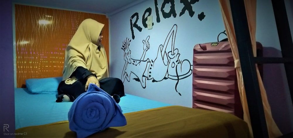 Economy Shared Dormitory, Men only