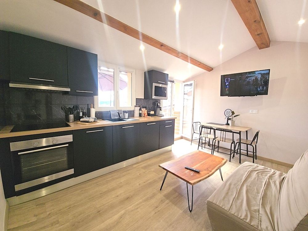 Appart Hotel Spa Perpignan Panoramic Apartment, Terrace, Park View (USAP Cinéma) 6