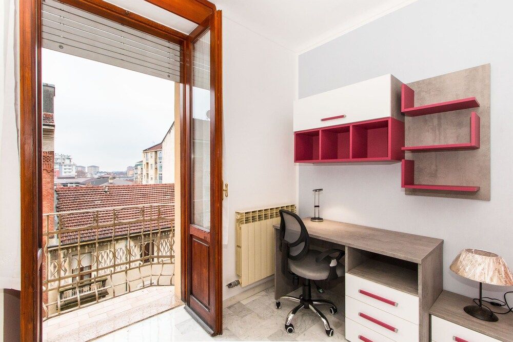 Lingotto Bright Apartment