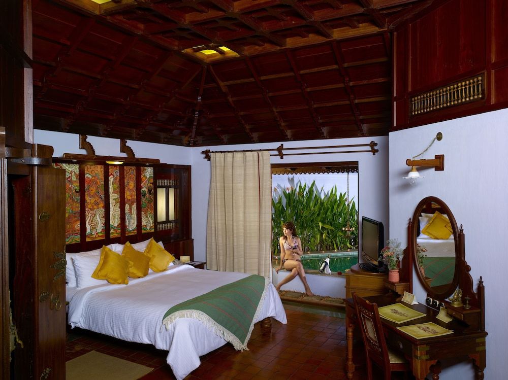 Luxury Pavilion Room