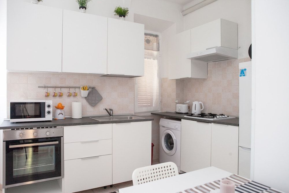 undefined CLEO IRIS 6