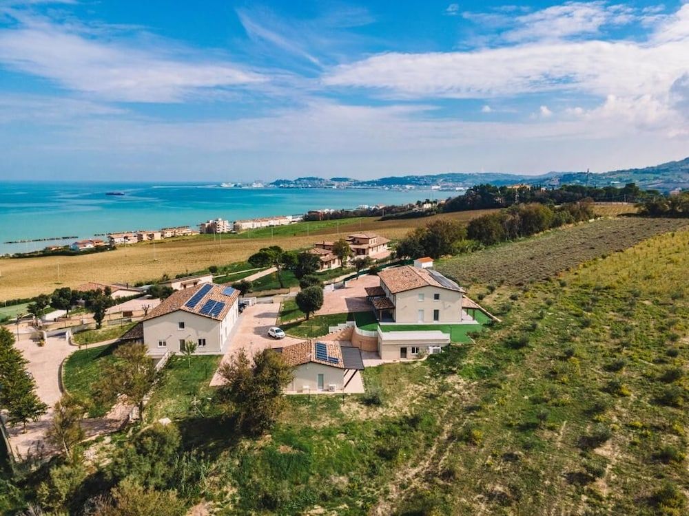 undefined Il Colle Dei Lecci 9