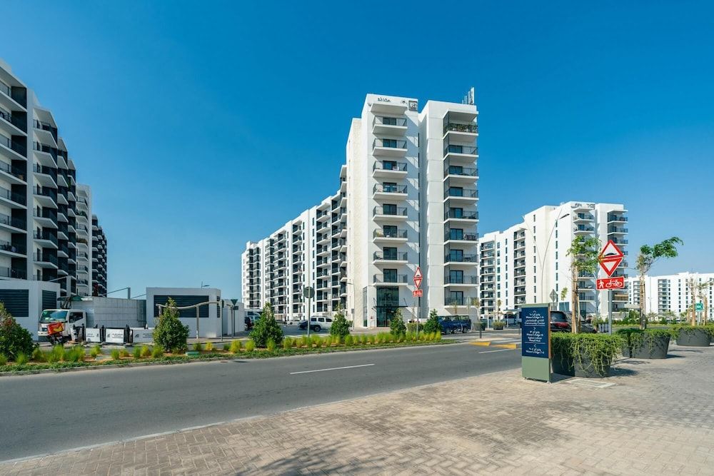 undefined Chic Apt on Yas Island cls to ALL Main Attractions 4