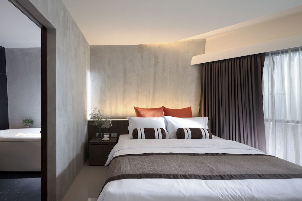 undefined Nine Forty One Hotel