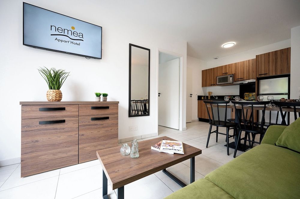 Nemea Appart Hotel Les Hauts de Milady Biarritz Classic Apartment, 2 Bedrooms 27