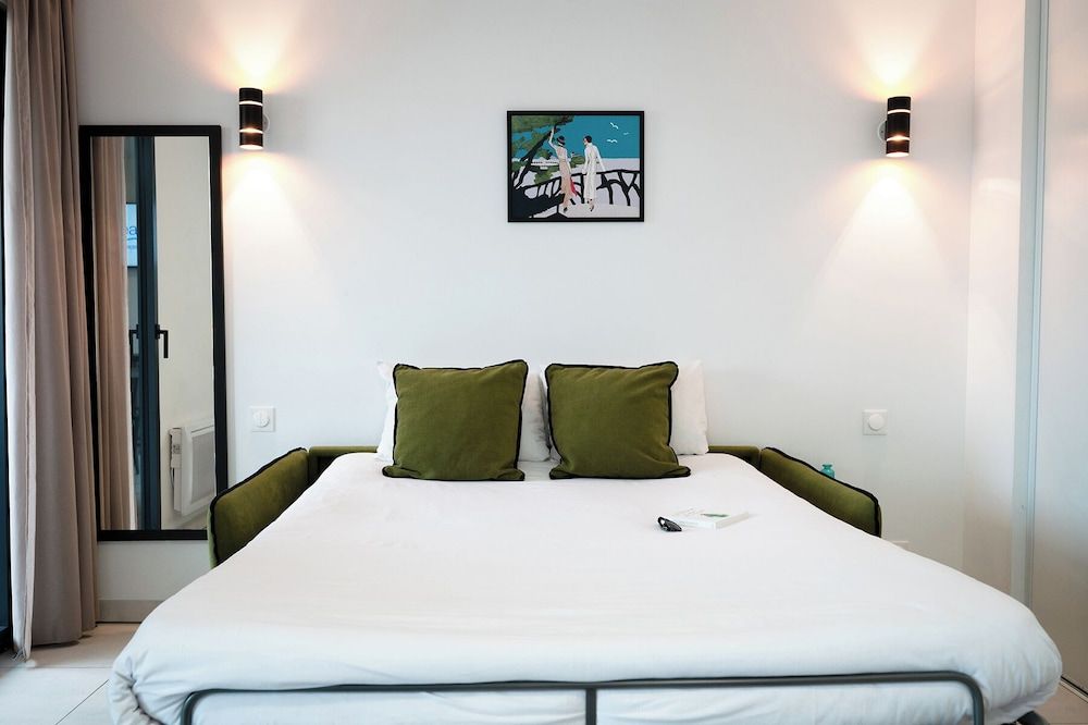 Nemea Appart Hotel Les Hauts de Milady Biarritz Classic Studio 9