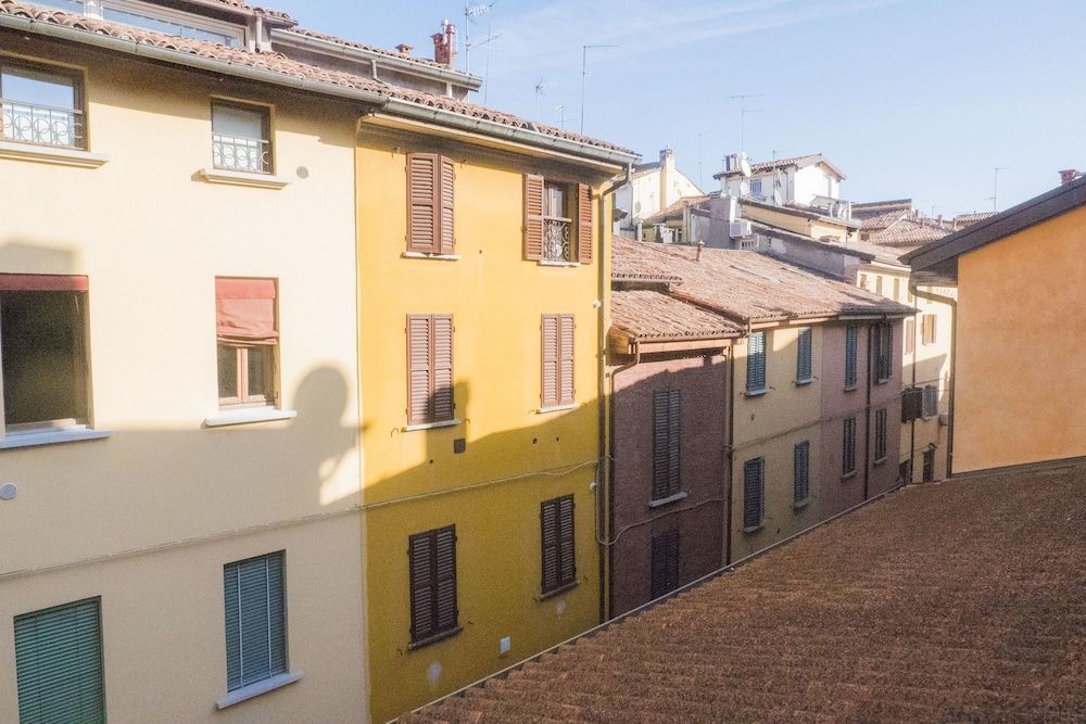 Large and Cozy Apartment on two Levels Classic Apartment, 2 Bedrooms 27