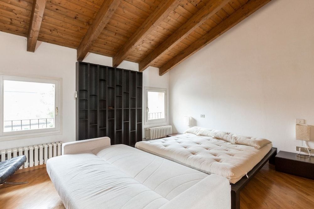 undefined Appartamento Emilia Levante 2