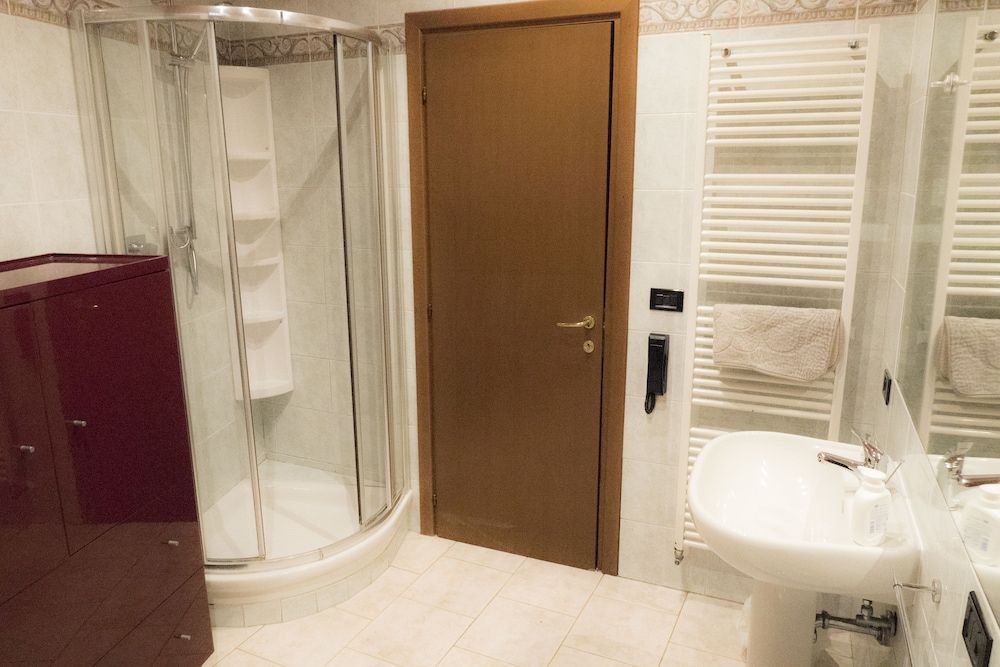 Casa Bella Riva Reno - In the Heart of Bologna Design Apartment, 2 Bedrooms 16