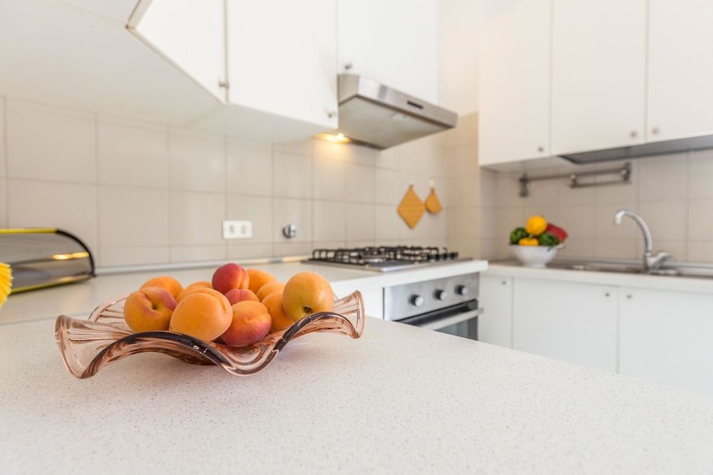 undefined San Mamolo Retreats 7