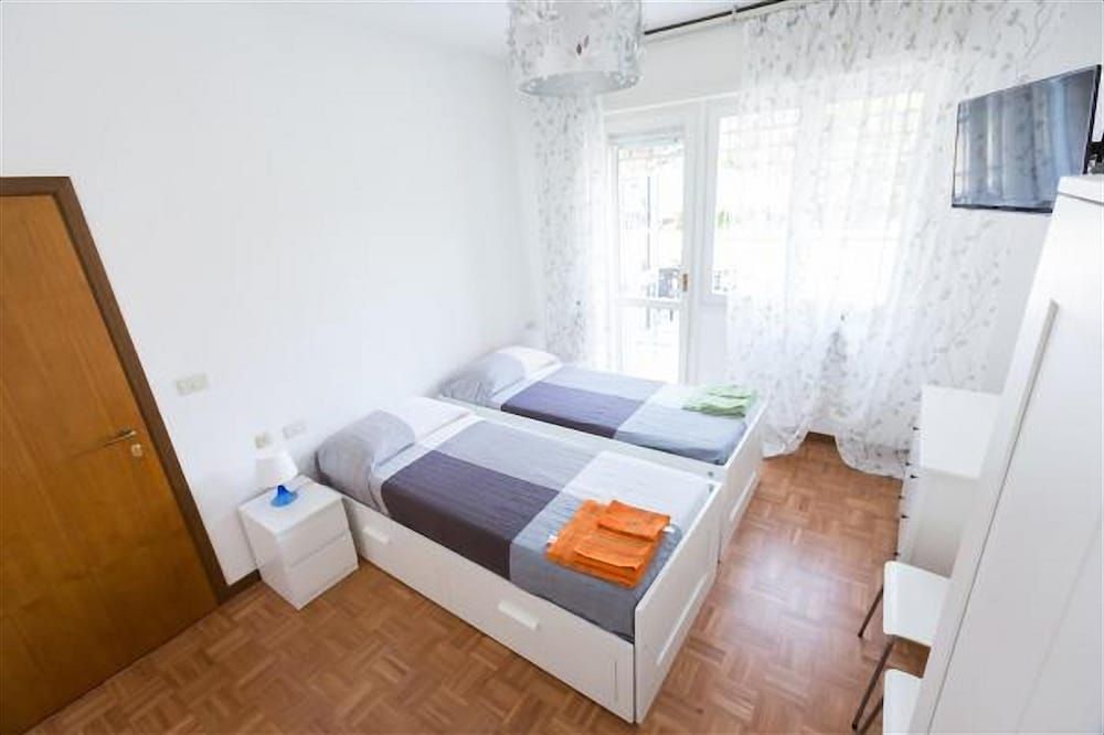 Bolognina Central Apartment Apartment, 2 Bedrooms 5