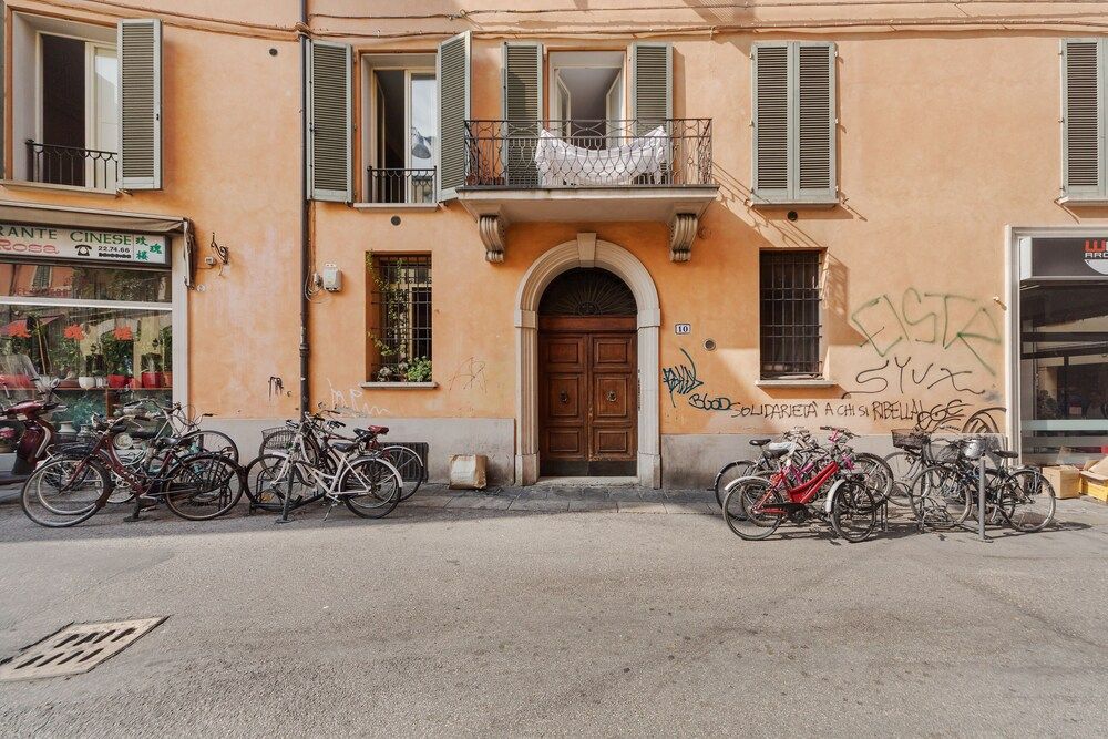 undefined University Fancy Green House 2