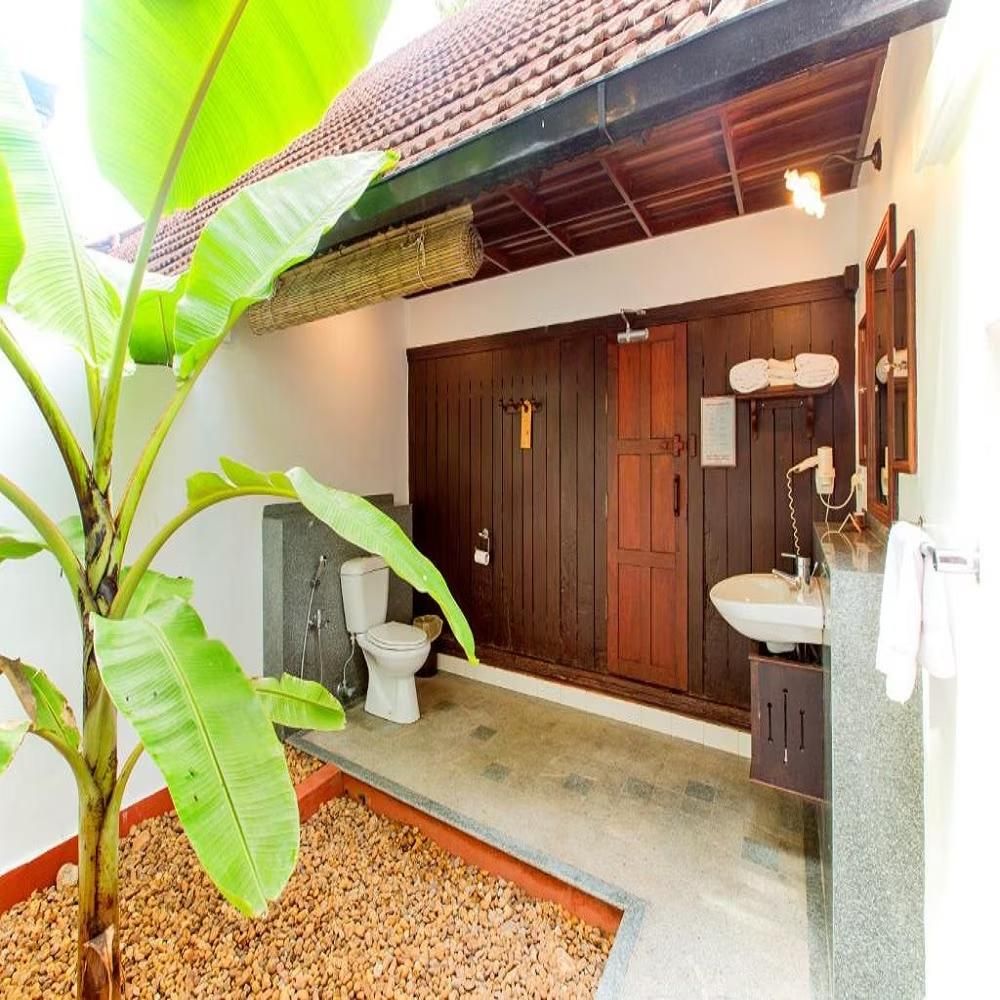 Coconut Lagoon - CGH Earth Heritage Bungalow 6