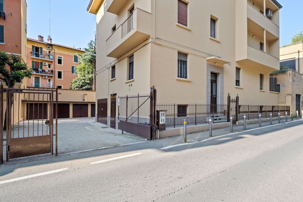 undefined Bolognina Fair Functional Apartment 3