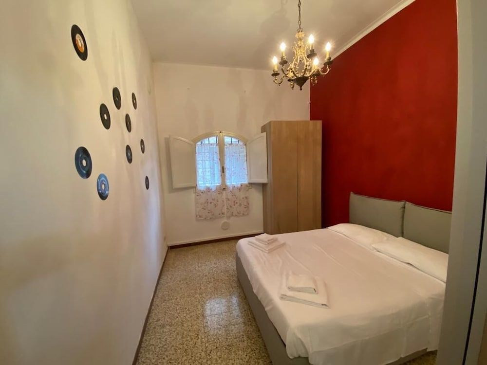 undefined Carducci Retreats 6