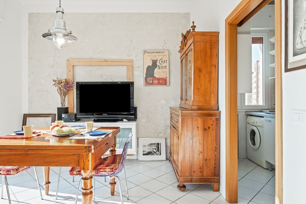 The House of Paintings Apartment, 2 Bedrooms 27