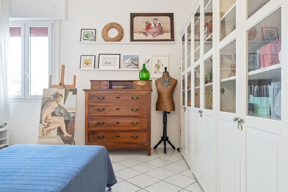 The House of Paintings Apartment, 2 Bedrooms 24