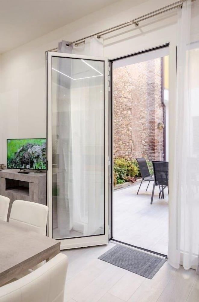 Dimora Santo Stefano Apartment, 2 Bedrooms 34