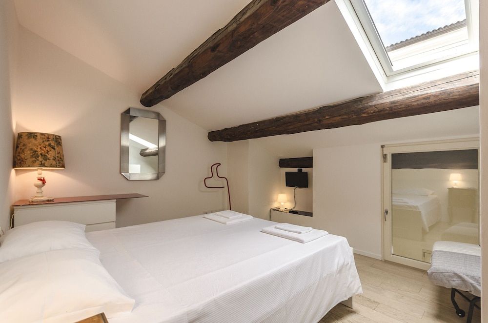 undefined Rismondo Suite 6