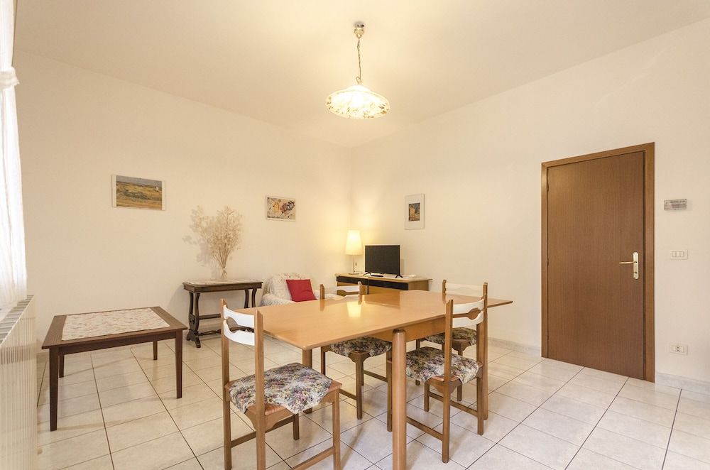 undefined Romagnoli apartment 3