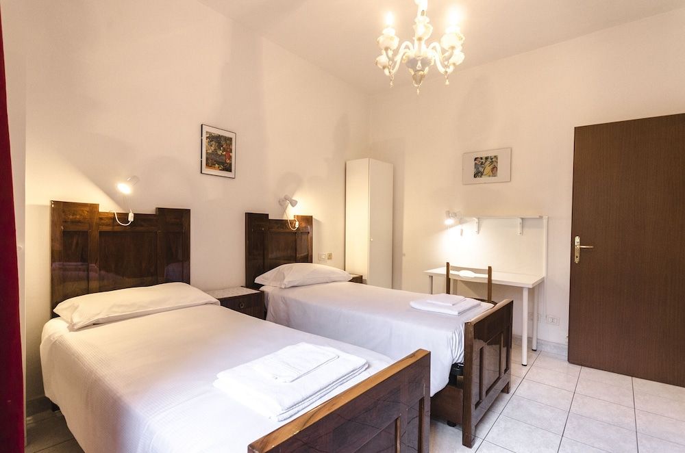 undefined Romagnoli apartment 10