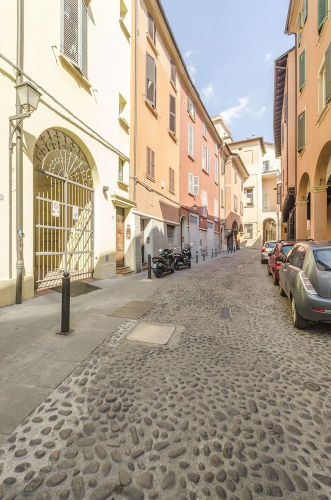 undefined Carro Apartment 2