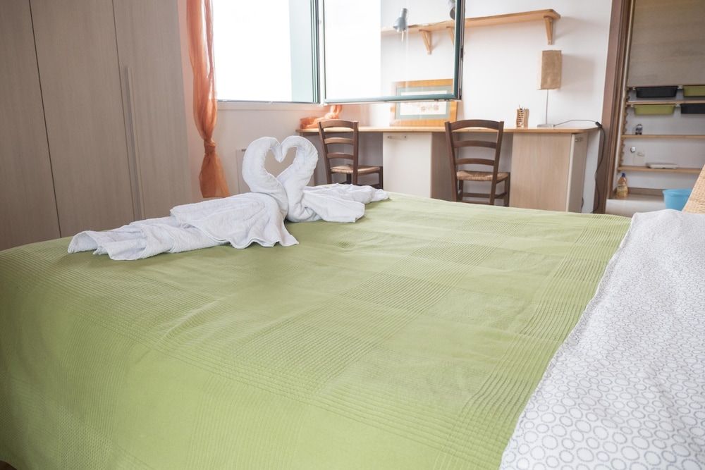 undefined Casa Bella Skyline 6