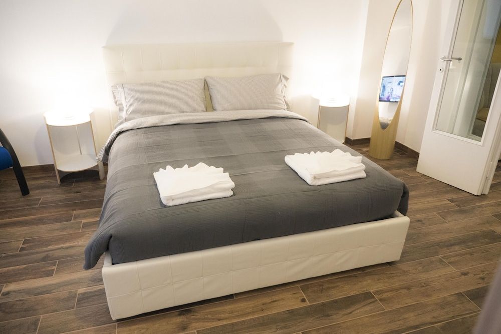 undefined Casa Bella Daisy 4