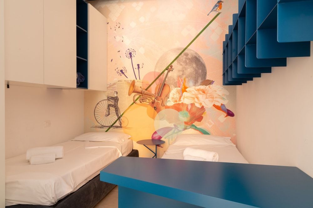 undefined Via Acri 4