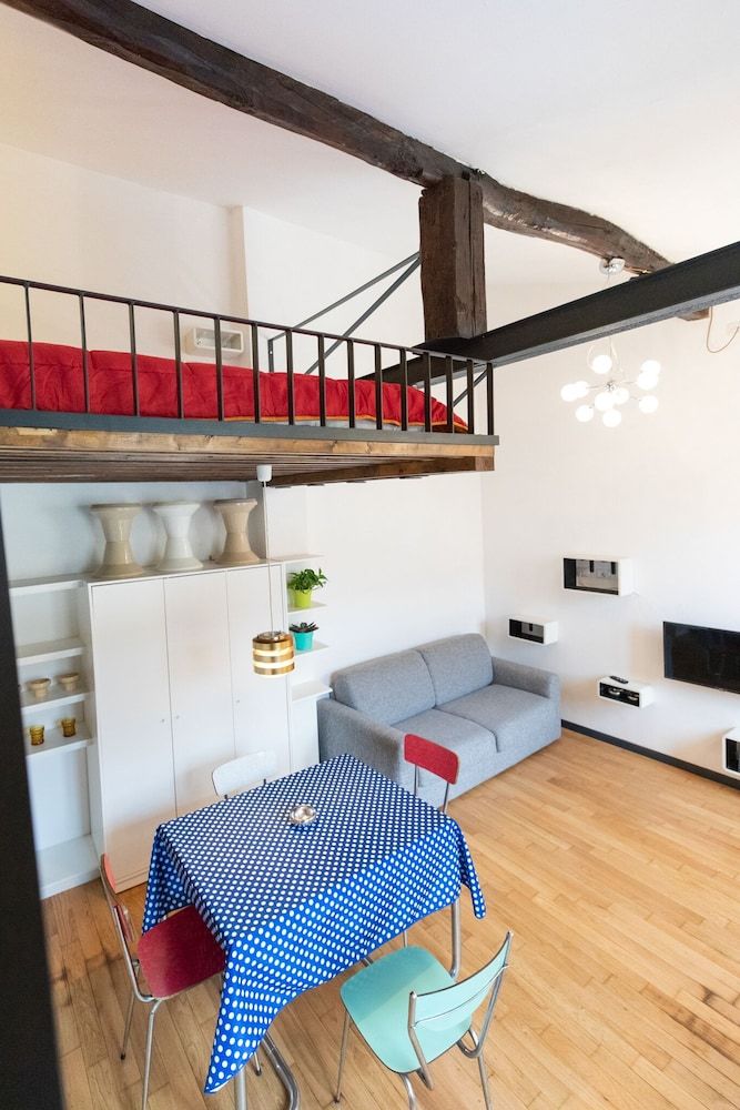 HouSmart Pratello 48 Apartment 9