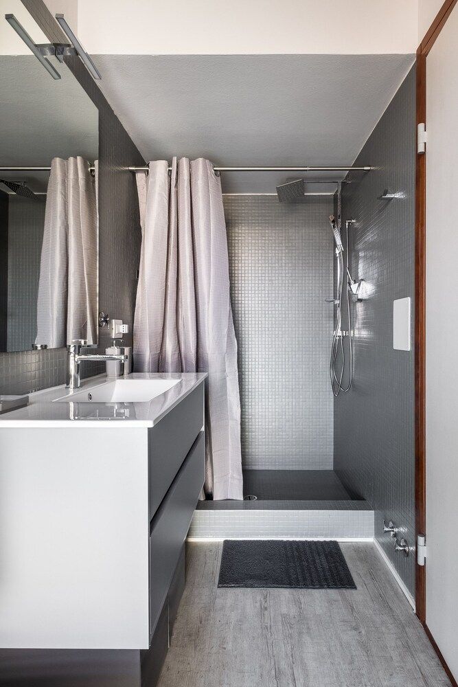 Tagliacozzi Suite Condo, Ensuite 19