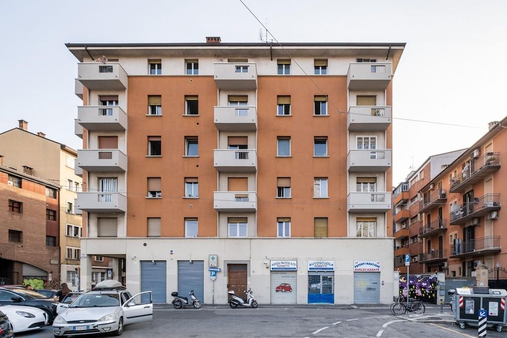 undefined Porta Mascarella Apartment by Wonderful Italy