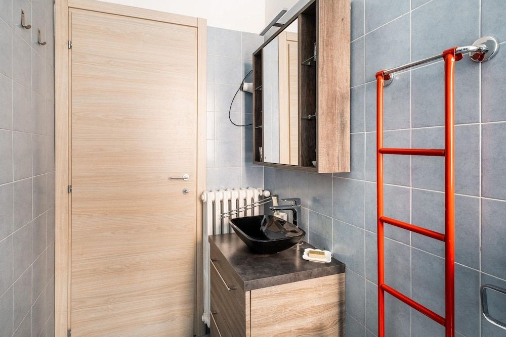 Porta Mascarella Apartment by Wonderful Italy Apartment 10