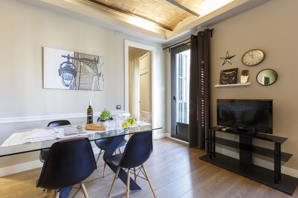 undefined AinB Eixample Miró Apartments