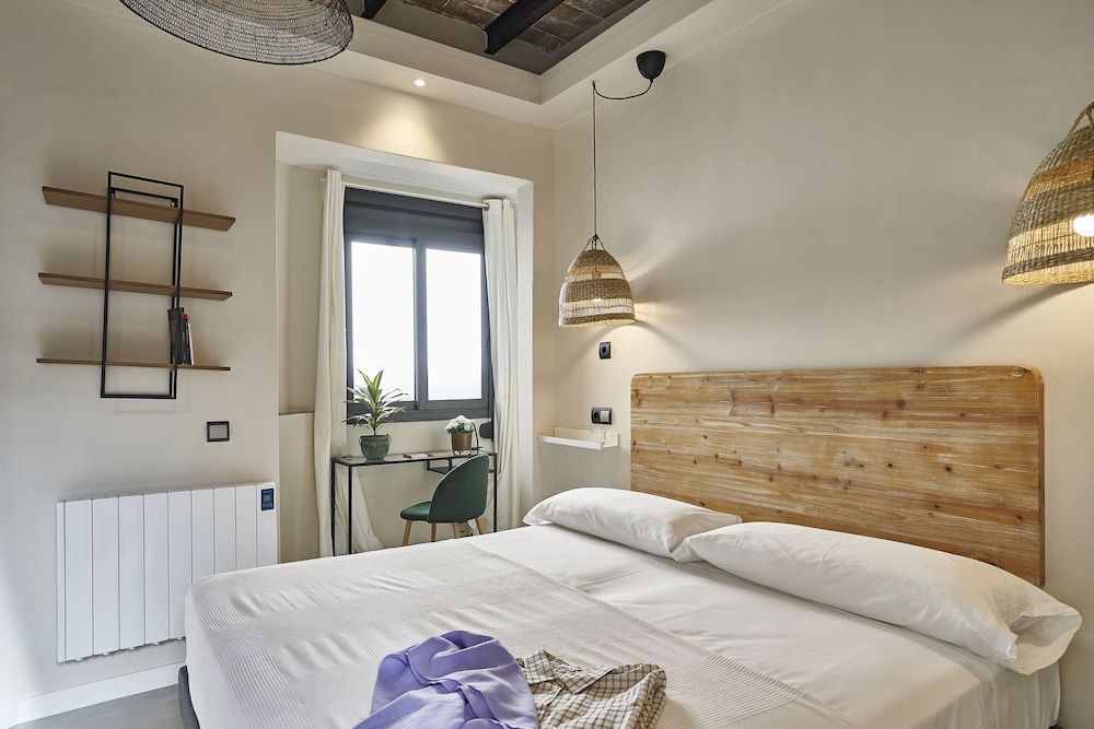 AinB Eixample Miró Apartments Apartment, Terrace 2