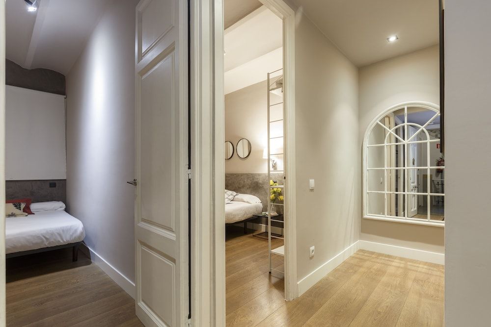 AinB Eixample Miró Apartments Standard Apartment, 2 Bedrooms, Kitchen, City View 23