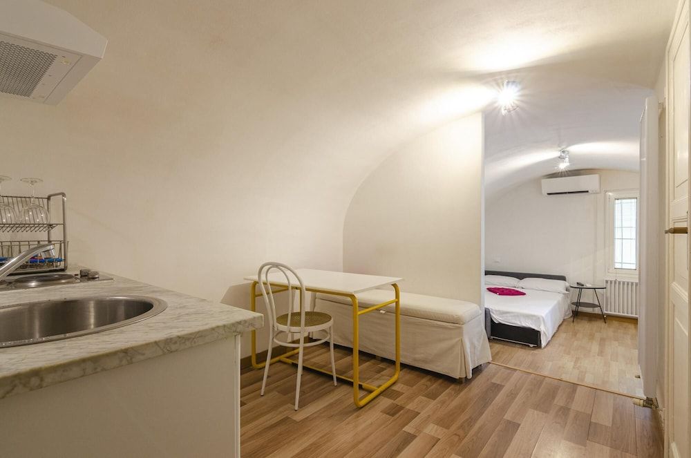 Studio nel Cuore Della Citt by Wonderful Italy Apartment 9