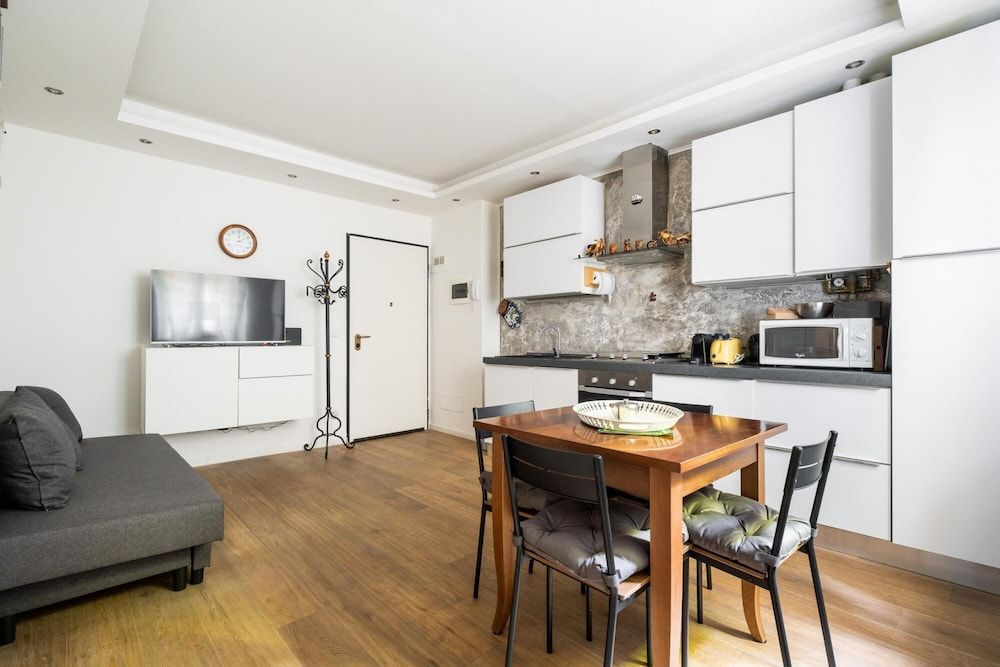 undefined XVI Charm Apartment by Wonderful Italy 4