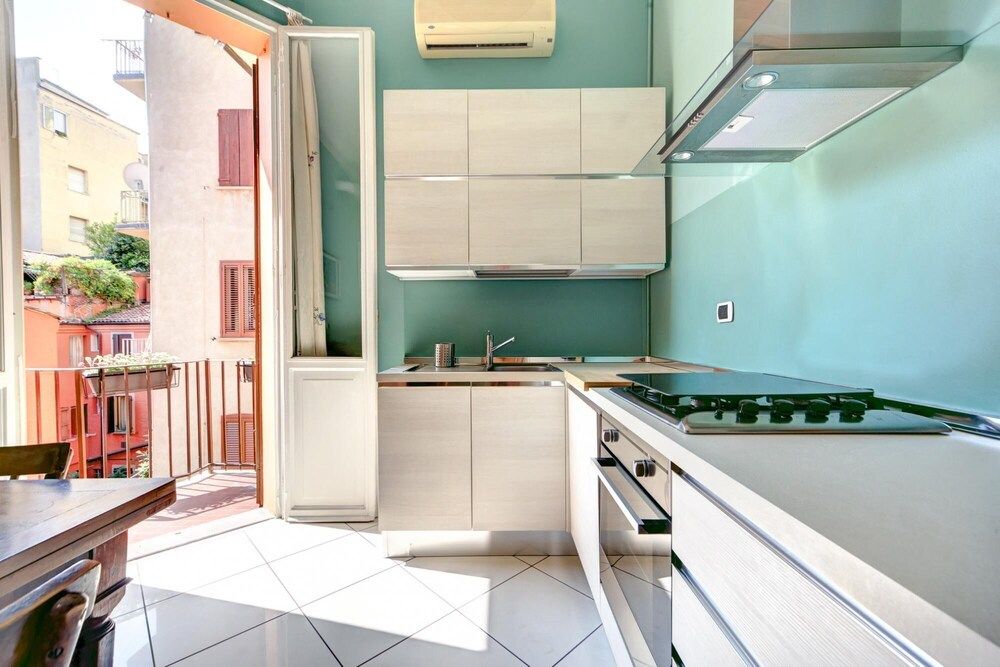 undefined Classic Marconi Apartment by Wonderful Italy 2