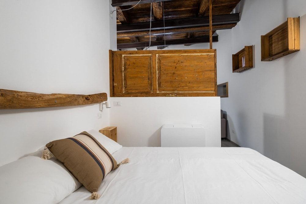 undefined San Michele Apartments by Wonderful Italy - Aluminium 7