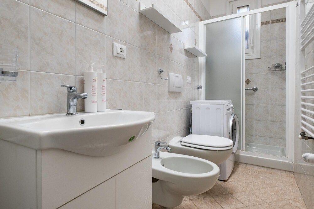 Appartamento nel Verde in Zona Saffi by Wonderful Italy Apartment 8