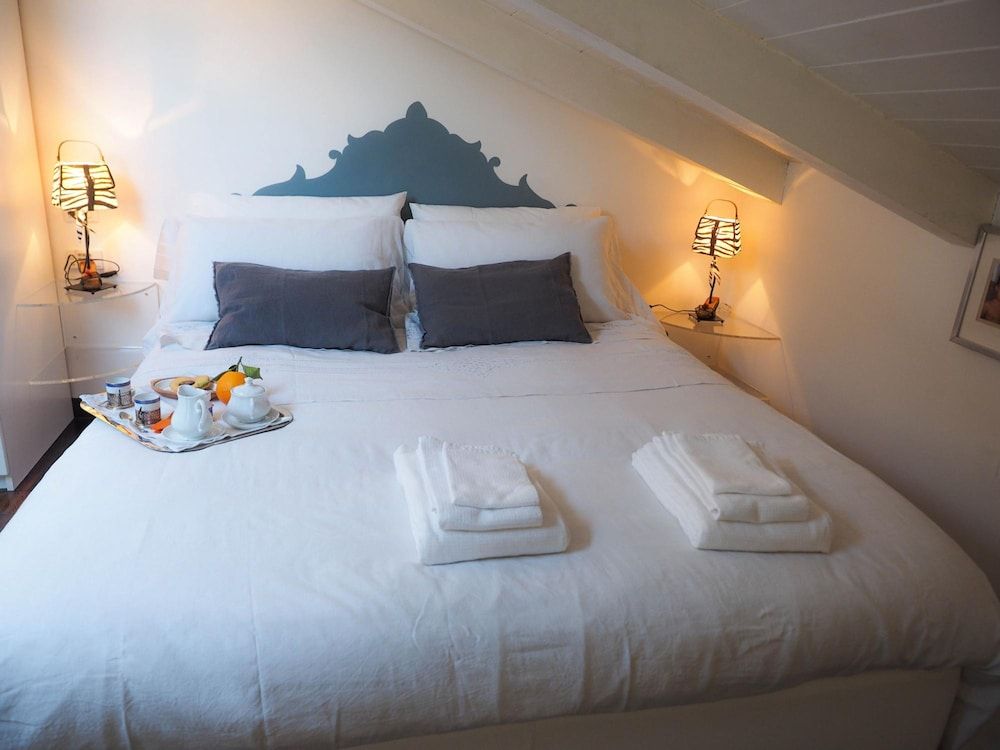 undefined Studio San Felice by Wonderful Italy 5